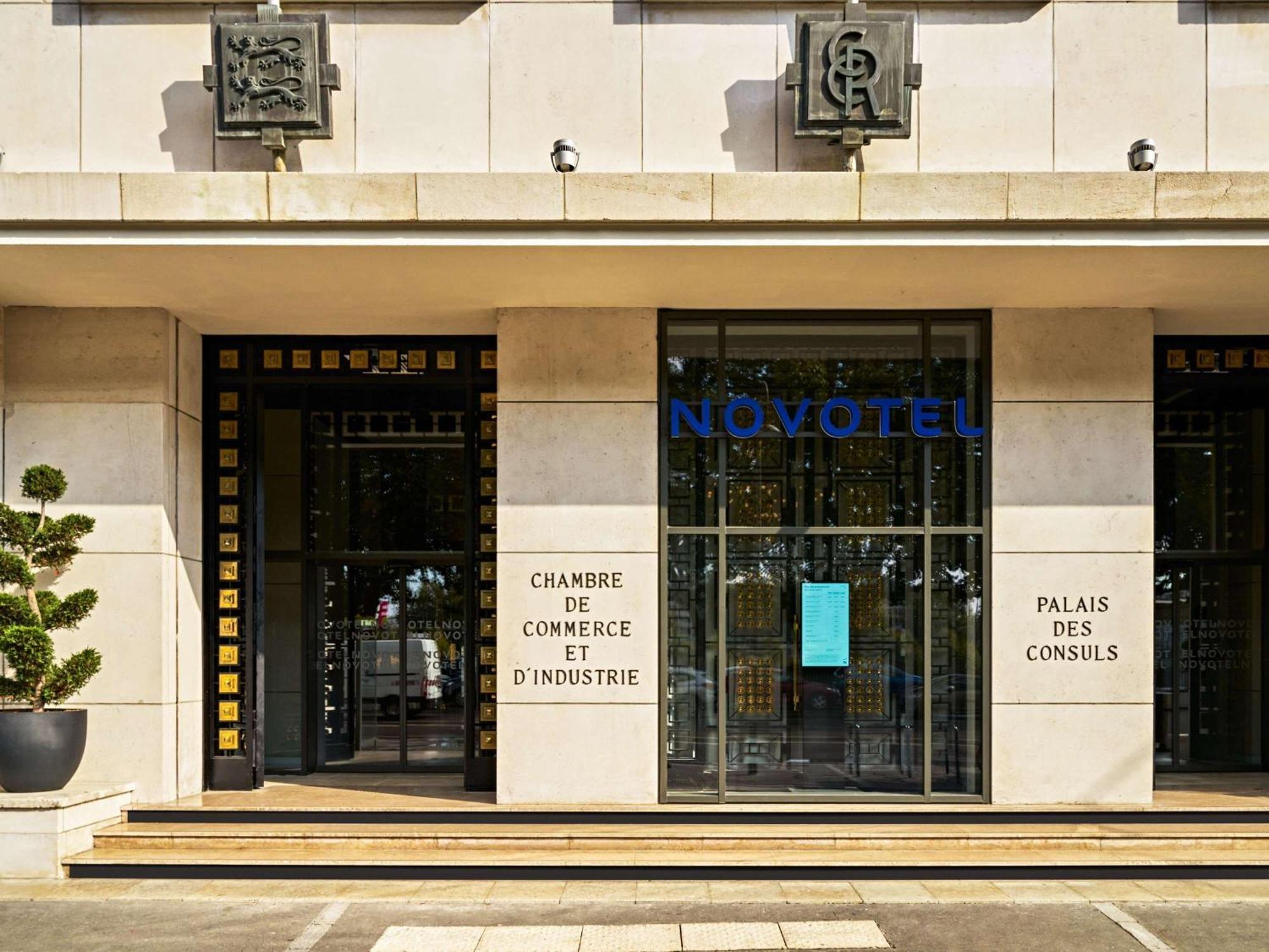 Novotel Rouen Centre Cathedrale Exterior photo